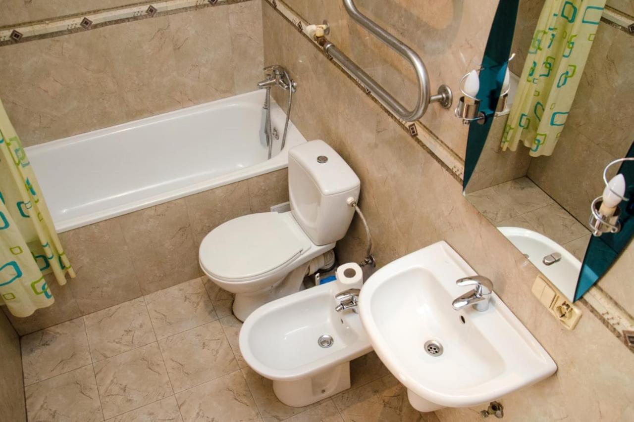 Svobody Avenue Apartment Lviv Kültér fotó
